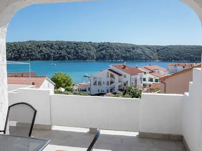 Ferienwohnung für 4 Personen (85 m²) in Rab 1/10