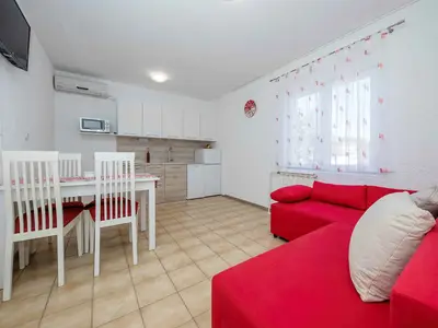 Ferienwohnung für 4 Personen (85 m²) in Rab 9/10