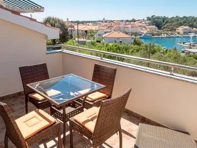 Ferienwohnung für 3 Personen (45 m²) in Rab 5/10