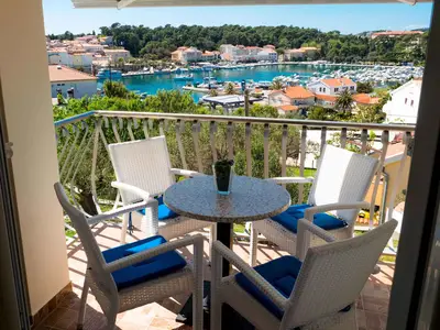 Ferienwohnung für 4 Personen (42 m²) in Rab 1/10