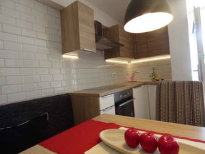 23780244-Ferienwohnung-2-Rabac-300x225-3