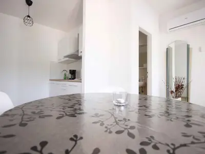 Ferienwohnung für 4 Personen (40 m²) in Rabac 2/10