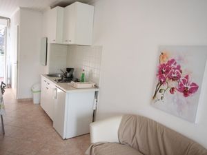 22485205-Ferienwohnung-2-Rabac-300x225-4