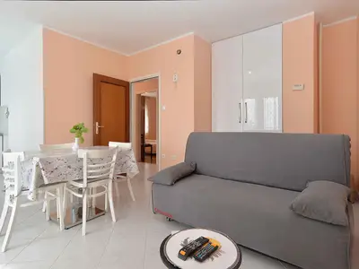 Ferienwohnung für 5 Personen (50 m²) in Rabac 1/10