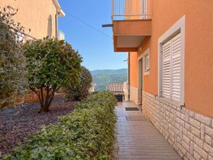 23958748-Ferienwohnung-4-Rabac-300x225-5