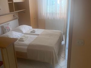 23736334-Ferienwohnung-3-Rabac-300x225-4