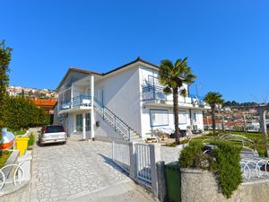 21942961-Ferienwohnung-2-Rabac-300x225-1