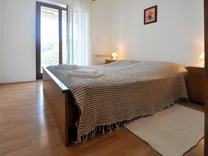 23034731-Ferienwohnung-4-Rabac-300x225-3