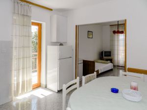 23941503-Ferienwohnung-4-Rabac-300x225-3