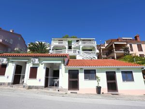 23941563-Ferienwohnung-5-Rabac-300x225-2