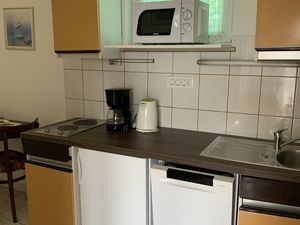 18321372-Ferienwohnung-2-Rabac-300x225-3