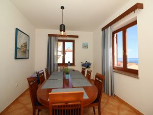 18559910-Ferienwohnung-8-Rabac-300x225-4