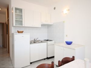 23470775-Ferienwohnung-5-Rabac-300x225-3