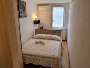 23929240-Ferienwohnung-3-Rabac-300x225-4