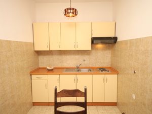 23929877-Ferienwohnung-5-Rabac-300x225-4