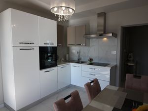 23929797-Ferienwohnung-4-Rabac-300x225-4