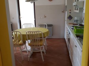 23933272-Ferienwohnung-4-Rabac-300x225-2