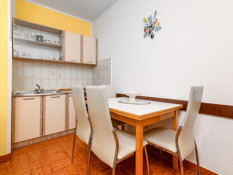 23933918-Ferienwohnung-4-Rabac-800x600-1