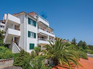 23719621-Ferienwohnung-4-Rabac-300x225-1