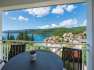 23759983-Ferienwohnung-2-Rabac-300x225-2