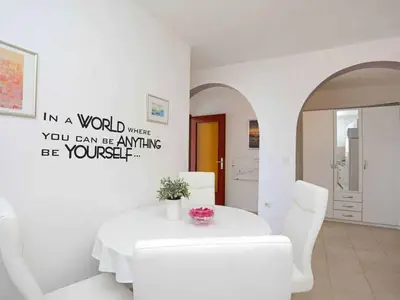 Ferienwohnung für 5 Personen (60 m²) in Rabac 8/10