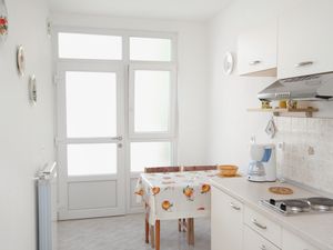 18559884-Ferienwohnung-2-Rabac-300x225-2