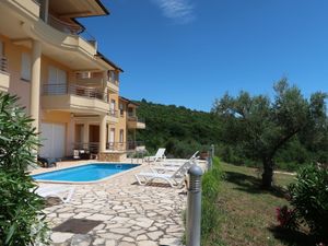 23860108-Ferienwohnung-6-Rabac-300x225-0