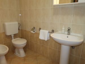 23846636-Ferienwohnung-9-Rabac-300x225-4