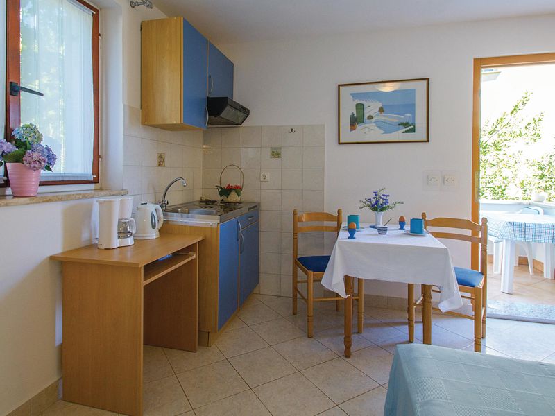 23726633-Ferienwohnung-2-Rabac-800x600-1