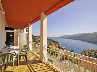 Ferienwohnung für 4 Personen (65 m²) in Rabac 1/10