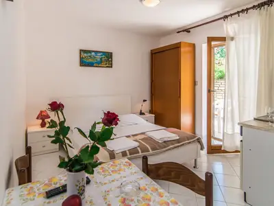 Ferienwohnung für 2 Personen (25 m²) in Rabac 4/10