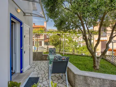 Ferienwohnung für 2 Personen (30 m²) in Rabac 1/10