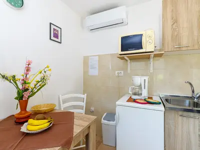 Ferienwohnung für 3 Personen (30 m²) in Rabac 8/10