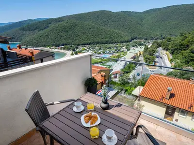 Ferienwohnung für 2 Personen (25 m²) in Rabac 1/10