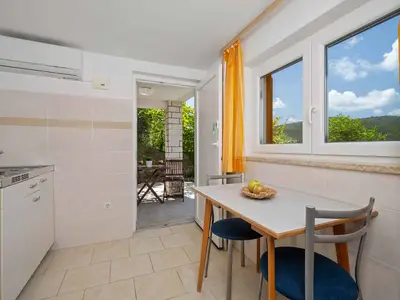 Ferienwohnung für 2 Personen (25 m²) in Rabac 8/10