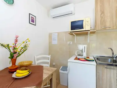 Ferienwohnung für 3 Personen (30 m²) in Rabac 8/10