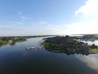 Ferienwohnung für 4 Personen (36 m²) in Rabenkirchen-Faulück 9/10