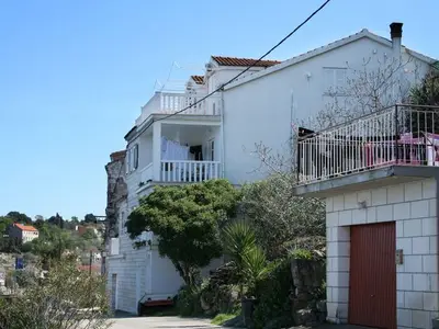 Ferienwohnung für 5 Personen in Račišće 3/10