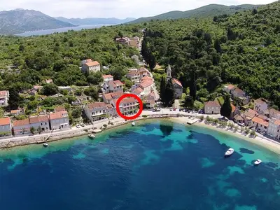 Ferienwohnung für 2 Personen in Račišće 1/10