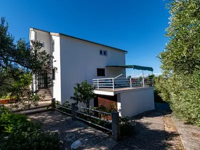 Ferienwohnung für 7 Personen in Račišće 1/10