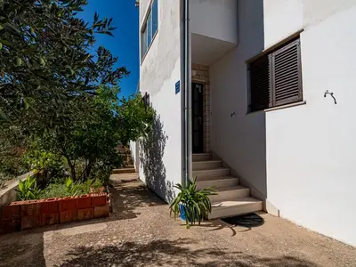 Ferienwohnung für 7 Personen in Račišće 3/10