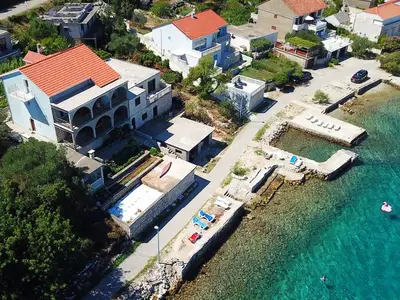 Ferienwohnung für 6 Personen in Račišće 1/10