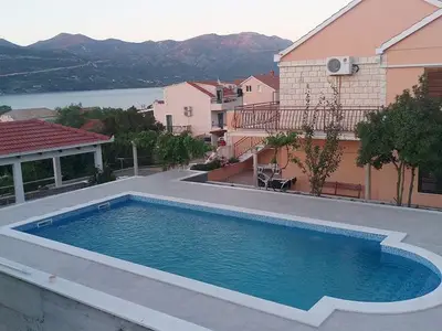 Ferienwohnung für 4 Personen in Račišće 5/10