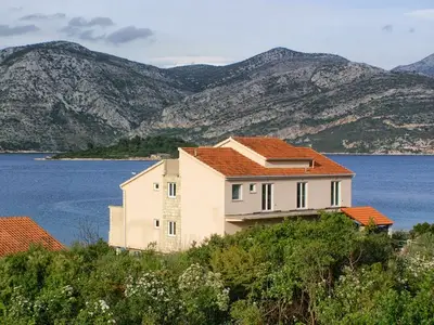 Ferienwohnung für 6 Personen in Račišće 3/10