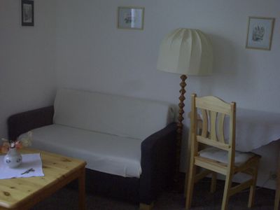 kombiniertes Wohn/-Schlafzimmer mit angrenzender Küche