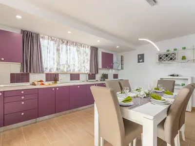 Ferienwohnung für 6 Personen (110 m²) in Radetići 5/10