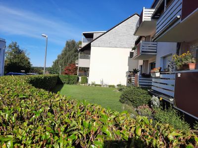 Gartenblick am Wohnhaus