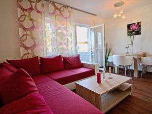 21683487-Ferienwohnung-2-Radolfzell am Bodensee-300x225-0