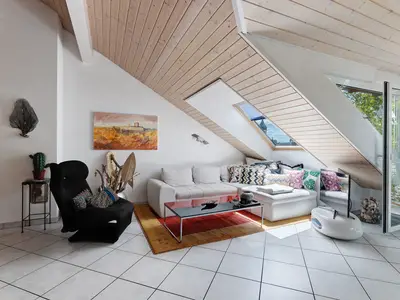 Photo, INSIDE, OUTSIDE