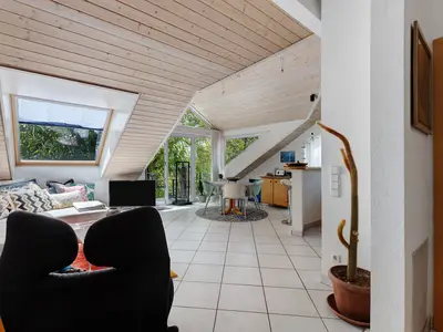 Photo, INSIDE, OUTSIDE